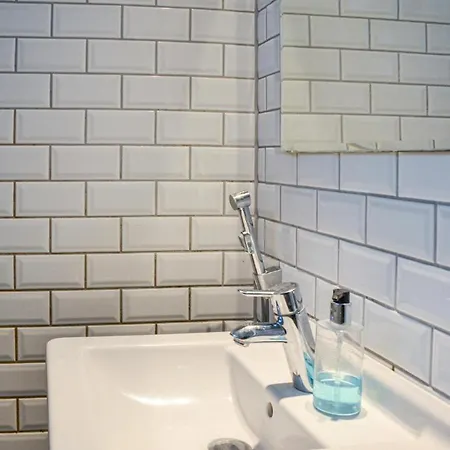 Awesome In W/ Wifi And 2 Bedrooms